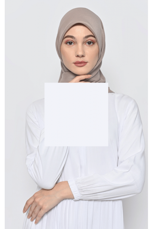 Hijab Segi Empat Voal Lily Jahit Tepi Tan